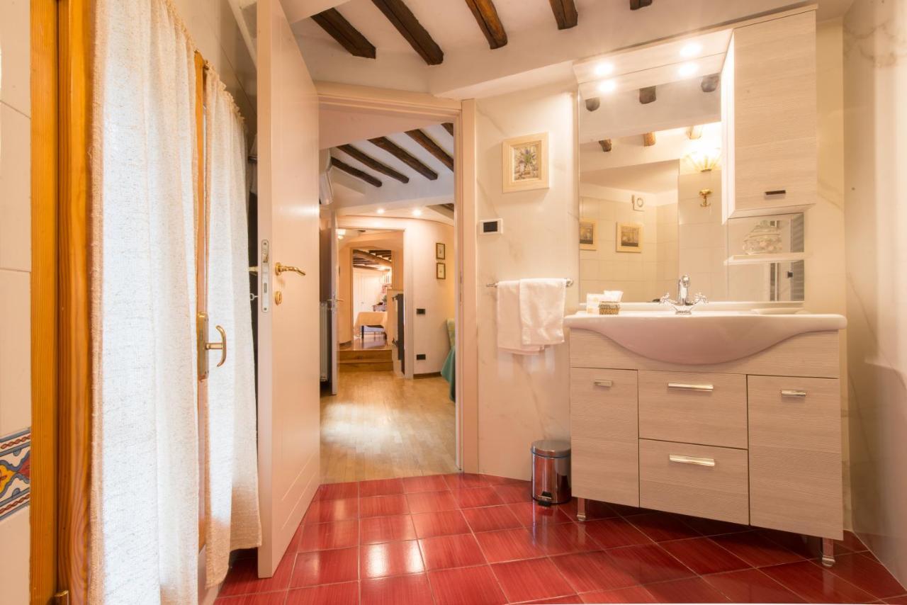 Ladyhouse Appartamento Tipico Con 4 Posti Letto Siena Exterior photo