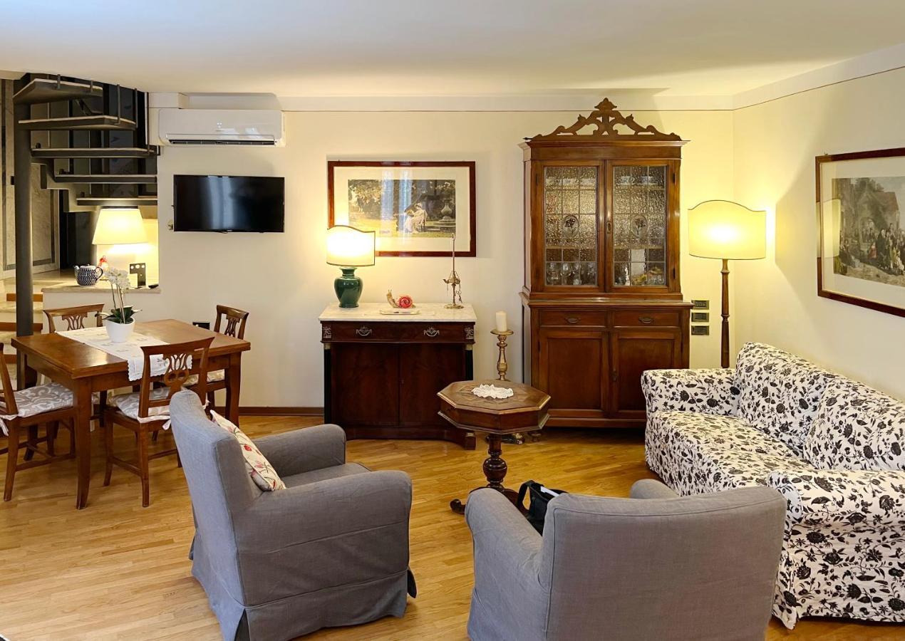 Ladyhouse Appartamento Tipico Con 4 Posti Letto Siena Exterior photo